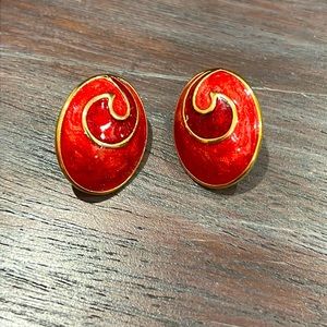 Very cute red enamel gold plated post bottom style vintage earrings.